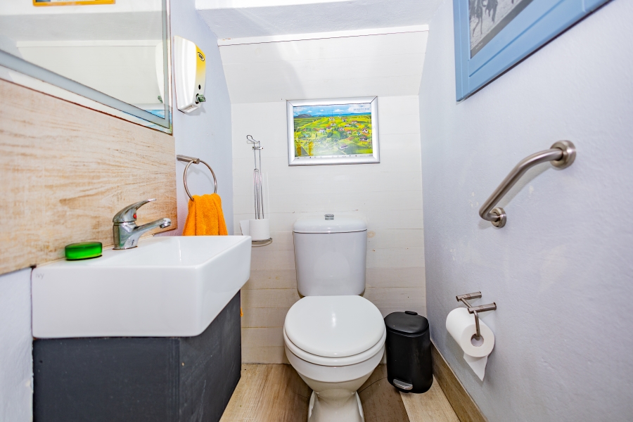 13 Bedroom Property for Sale in Sunset Beach Western Cape